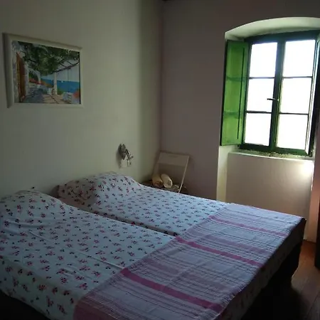 Orange Dream Vacation House Holiday home Brijesta